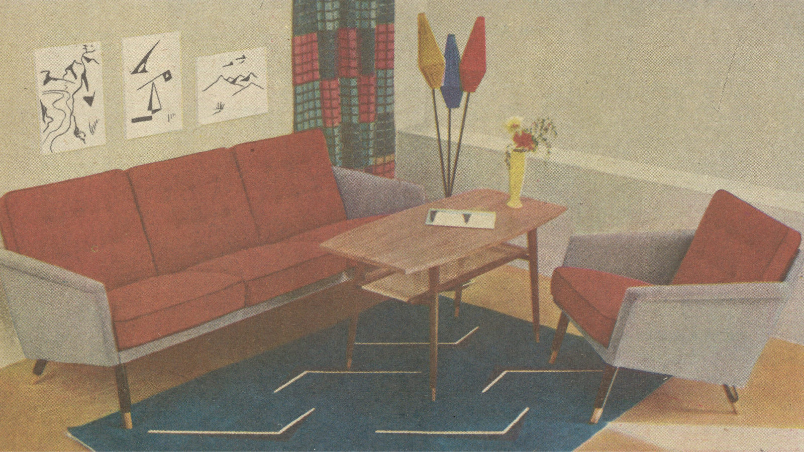 Table basse haute sur pieds, canapé et fauteuil SIROCCO, style austère et angles marqués, décoration à motifs géométriques.