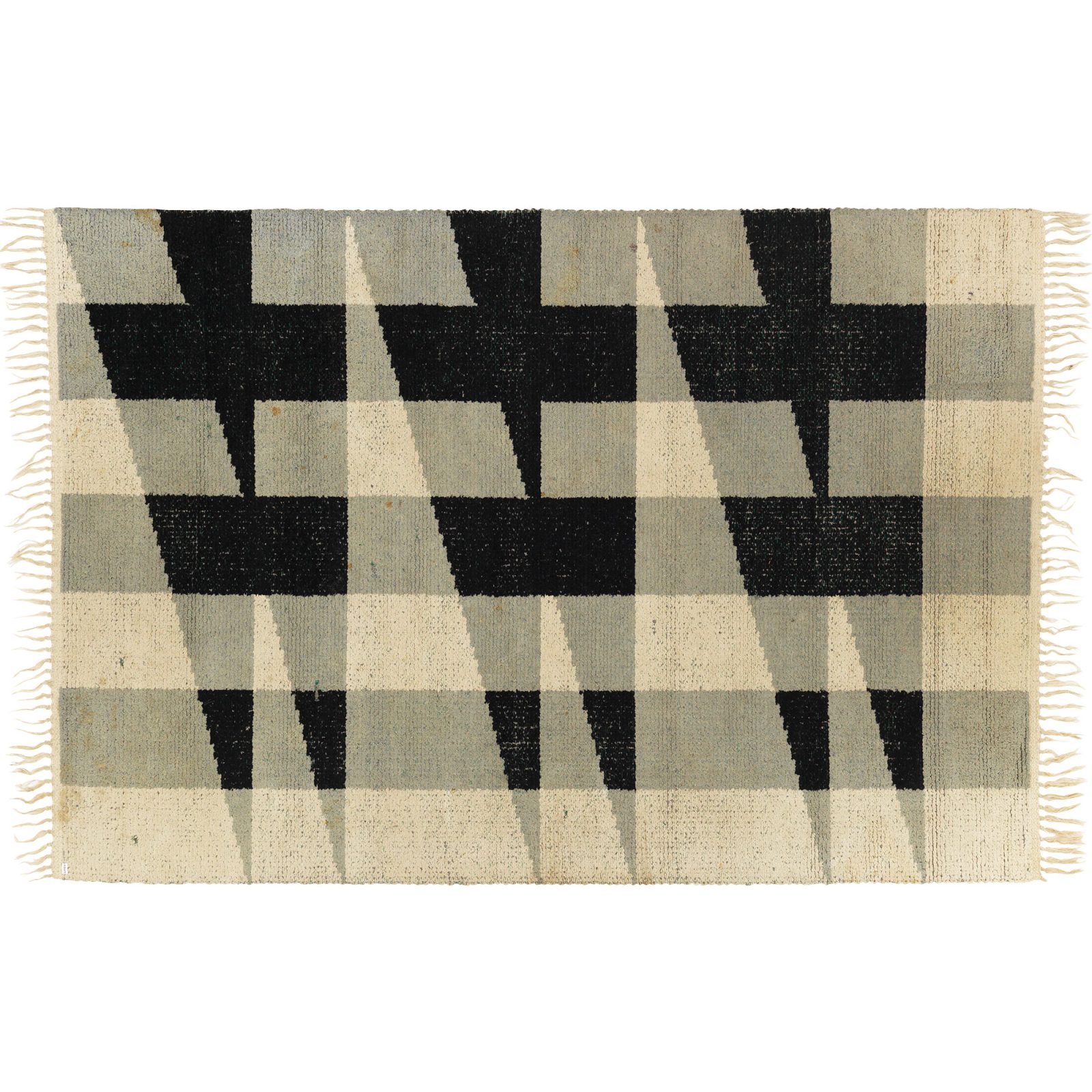 Rug with abstract pattern in grey, black and white.